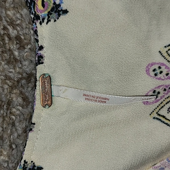 Free People Cream and Purple Puff Sleeve Ruffled Blouse - Picture 2 of 6